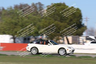 media/Jan-07-2024-SoCal Drivers Club (Sun) [[fbfecfa591]]/Yellow Group/Sunset Front Straight (1120am)/